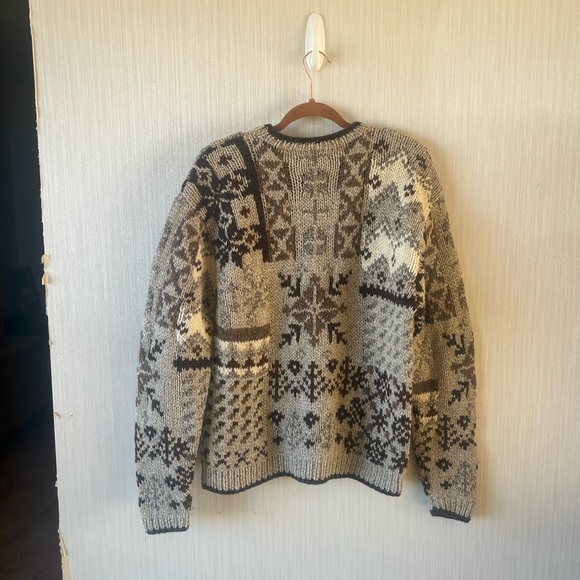 Vintage Wool Sweater - Picture 5 of 10